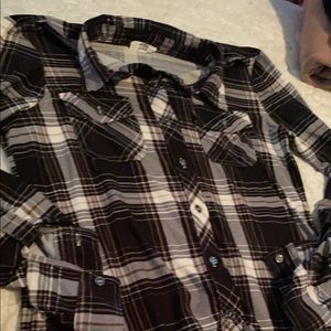 Medium Ardenes Plade shirt and white, gold and black patterns